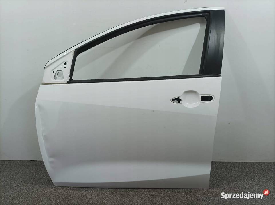 DRZWI LEWE PRZÓD 040 Toyota Yaris IV 2020