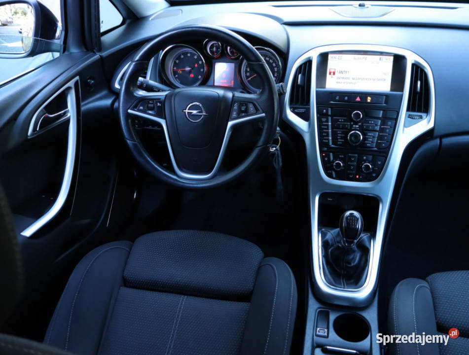 Opel Astra 14 T Piaseczno