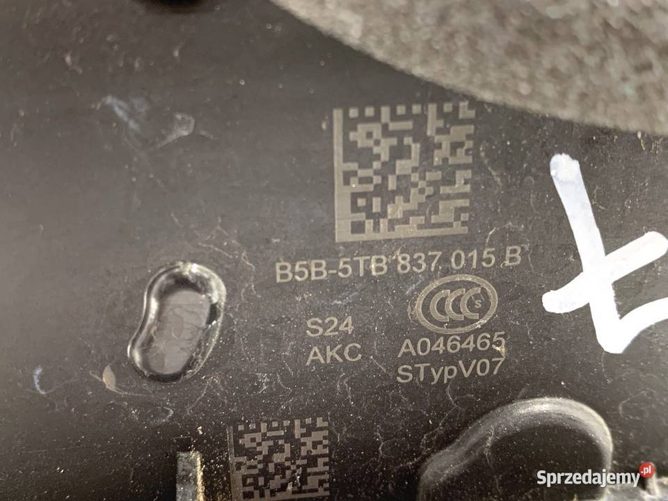 ZAMEK DRZWI LEWY PRZÓD AUDI Q3 II SUV 5TB837015B