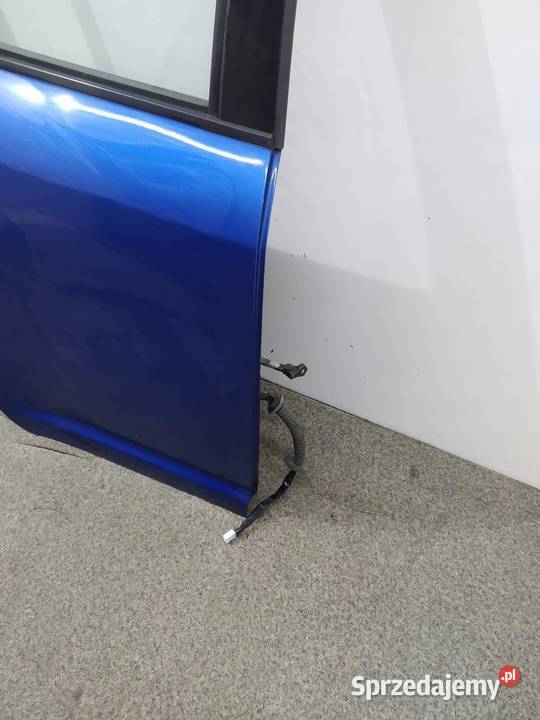 DRZWI PRAWE TYŁ NIEBIESKIE Suzuki Swift IV sprzedam