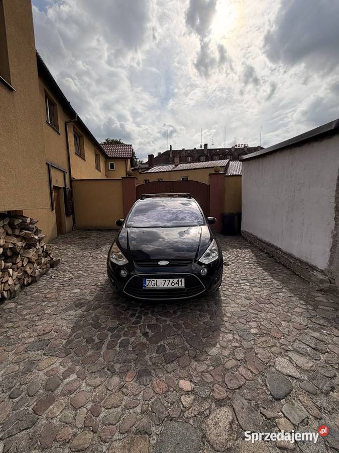 Ford s Titanium relingi dachowe