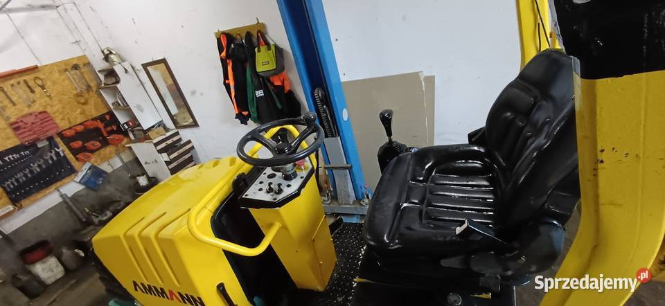 Ammann av 122 walec drogowy wibracyjny Lesko sprzedam