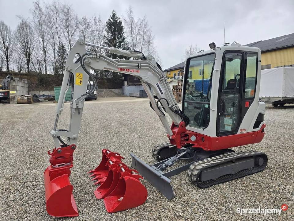 Minikoparka Takeuchi TB225Stan Wacławów
