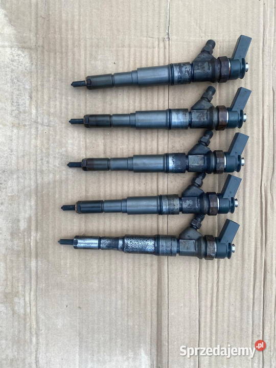 Cześć do BMW e60 E61 przedlift polifta Rok produkcji 2005 Oświęcim