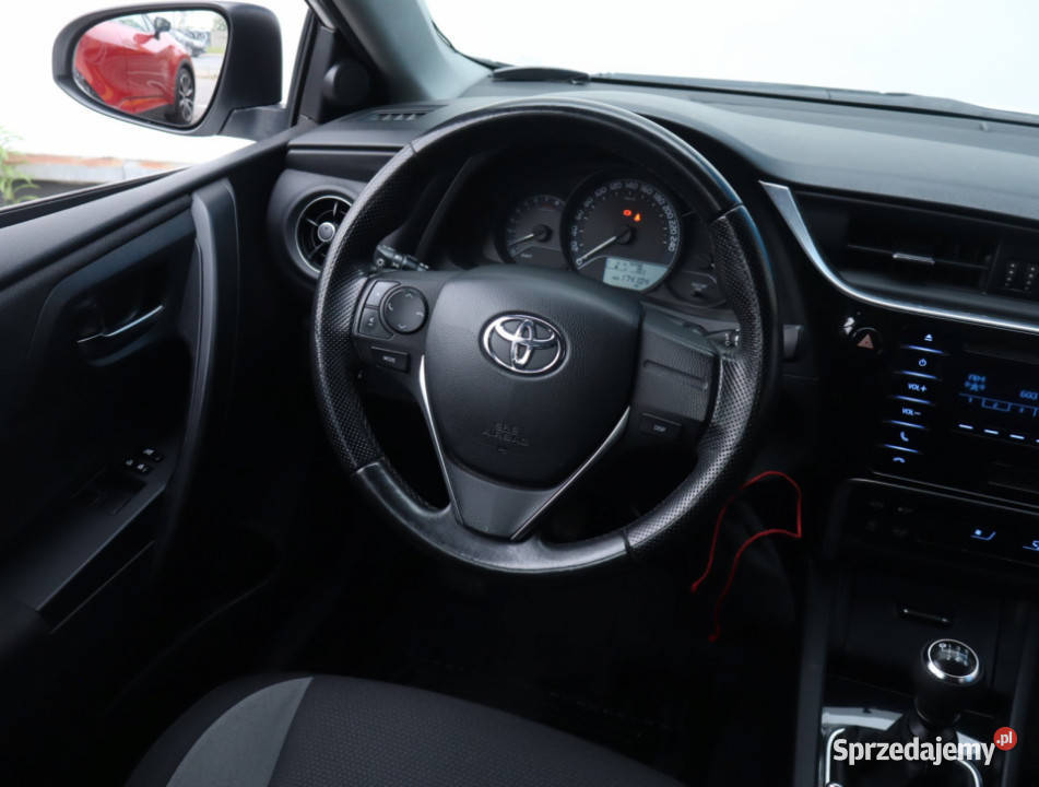 Toyota Auris 13 Dual VVTi Łódź sprzedam