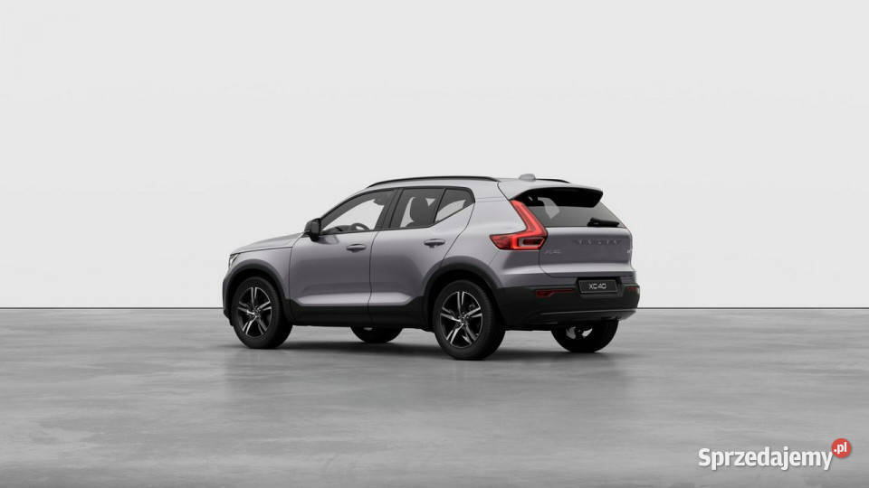 Volvo XC 40 Plus Dark B3 Mild Hybrid Benzyna Łódź