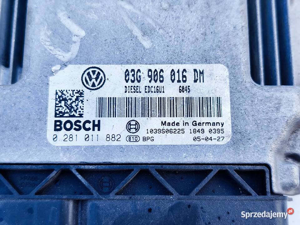 VW Caddy GOLF V STEROWNIK KOMPUTER SILNIKA Przemęt
