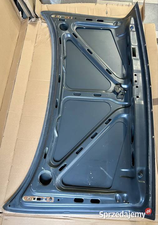 Klapa bagażnika Mercedes W126 zdrowa bez rdzy Warszawa