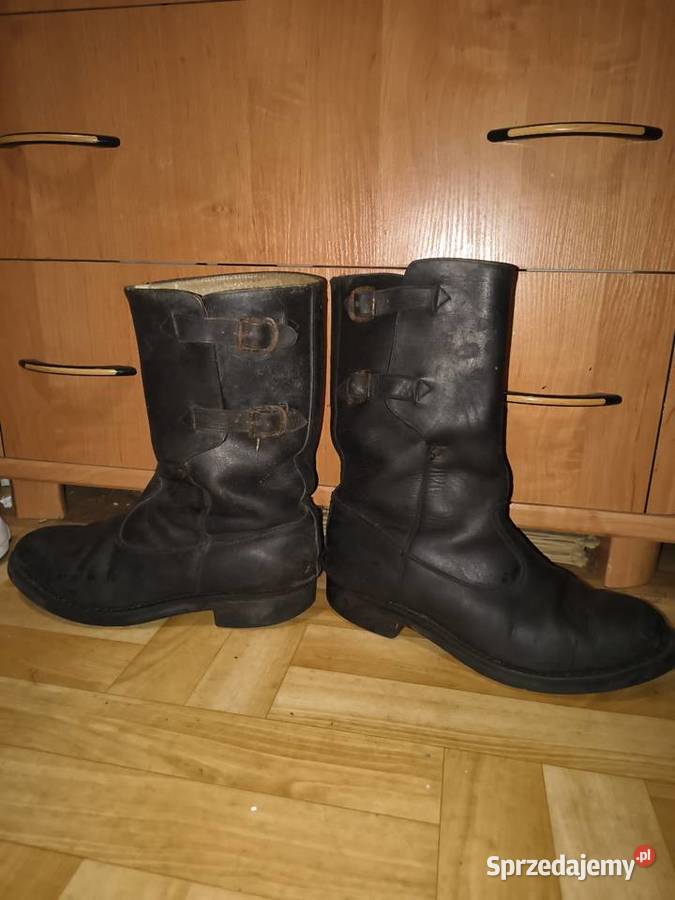 Obuwie służb mundurowych PRL Suwałki