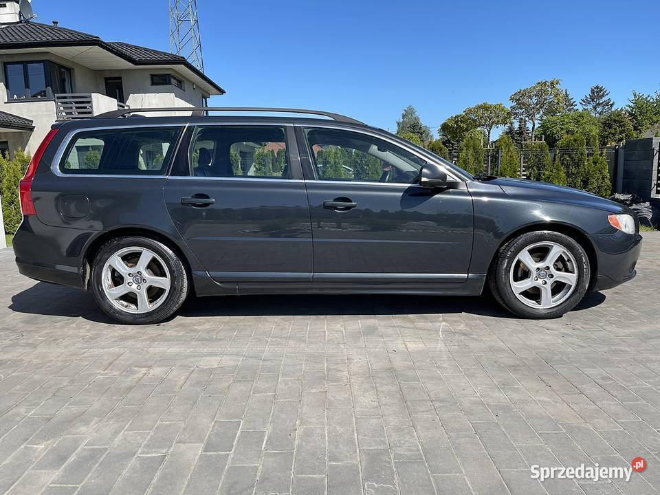 VOLVO V70 LIFT 16 Diesel 115 2011r 197000 Płock