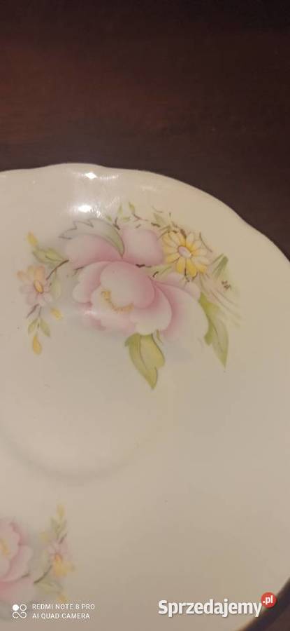 Talerzyk spodek podstawka
Royal Stuart Made in Gdańsk