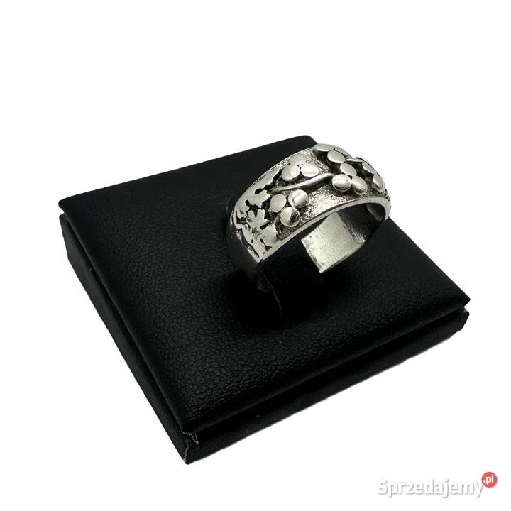 Srebrny pierścionek próby 925 483g Rozmiar 14 srebro Elbląg sprzedam