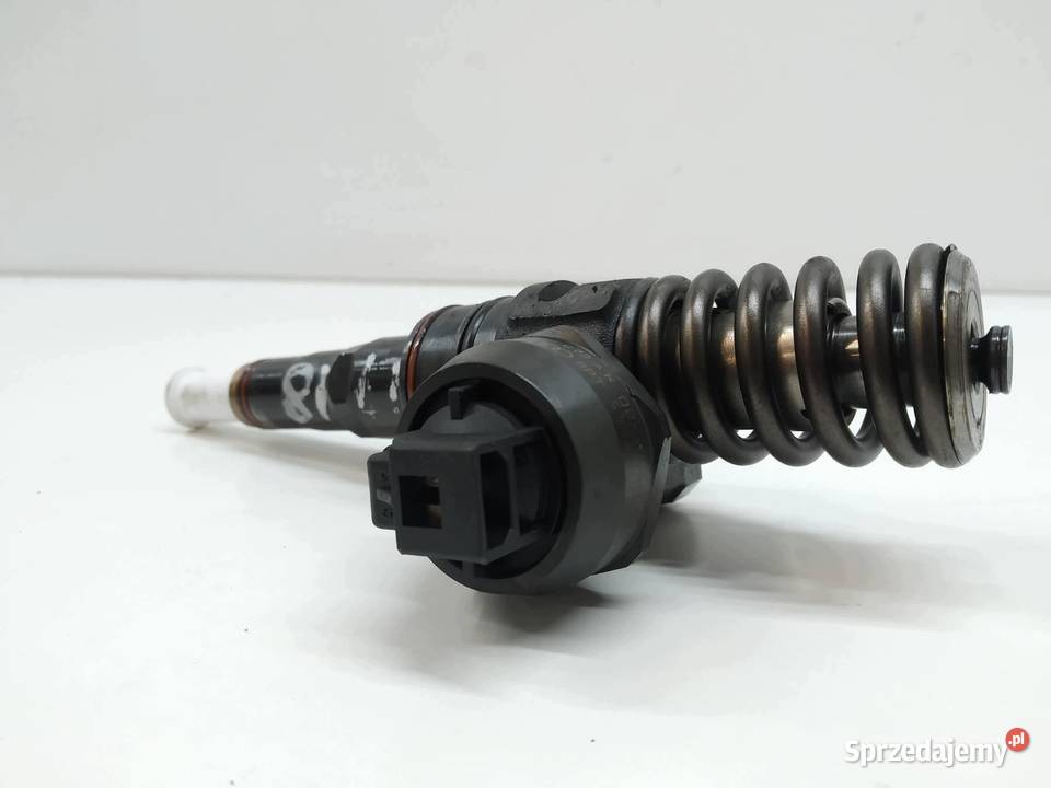 POMPOWTRYSKIWACZ 038130073AR 19 TDI Audi A4 II Pompowtryskiwacze