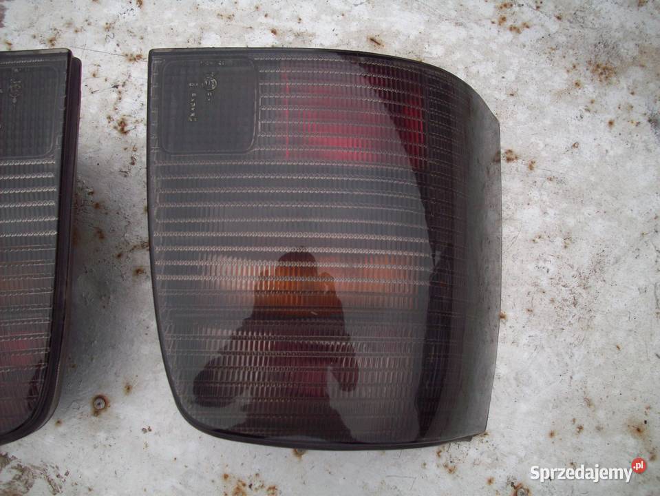 VW PASSAT B5 KOMBI lampy tył ciemne ori Motoryzacja Iława sprzedam
