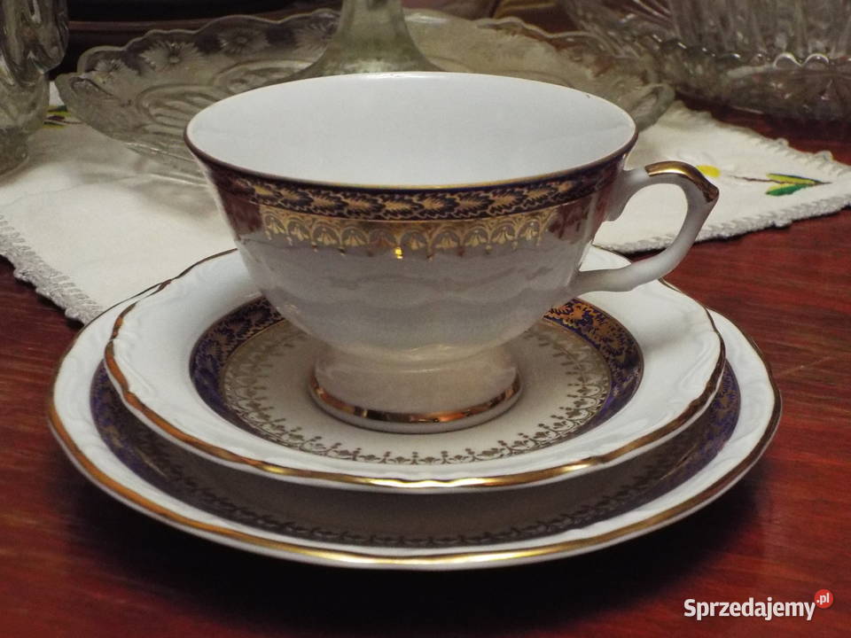 Serwis do kawyherbaty kompletny 12 os porcelana