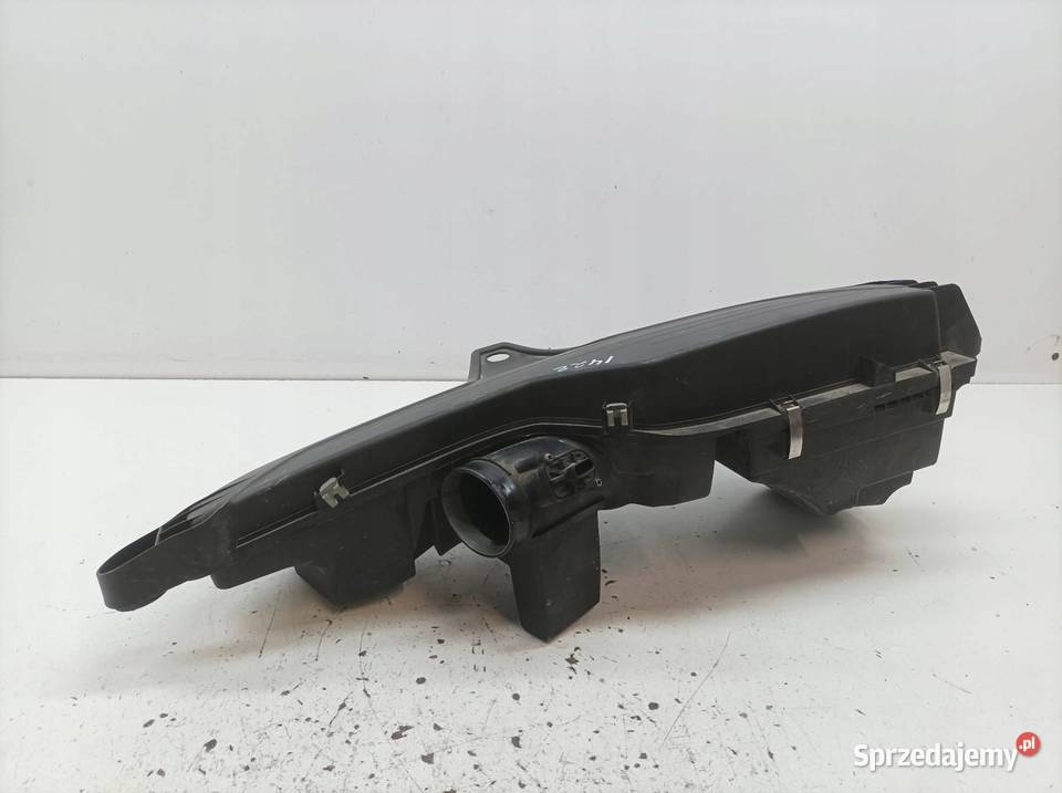 OBUDOWA FILTRA POWIETRZA Bmw Seria 1 II 20112019