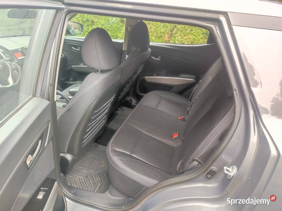 SsangYongKGM Tivoli 16 benzyna zamiana zamienię przyciemniane szyby SsangYong sprzedam