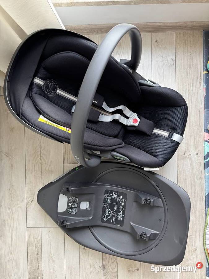 Fotel samochodowy Cybex z bazą obrotową i Cybex