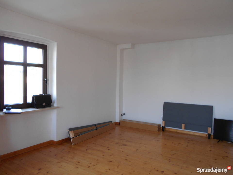 Apartament w zabytkowej kamienicy w centrum Rok budowy 1868