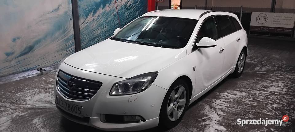 Opel insignia sports tourer 20t z gazem biały Miączyn sprzedam