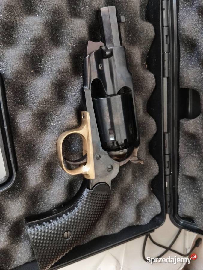Rewolwer czarnoprochowy Pietta Bulldog Warszawa