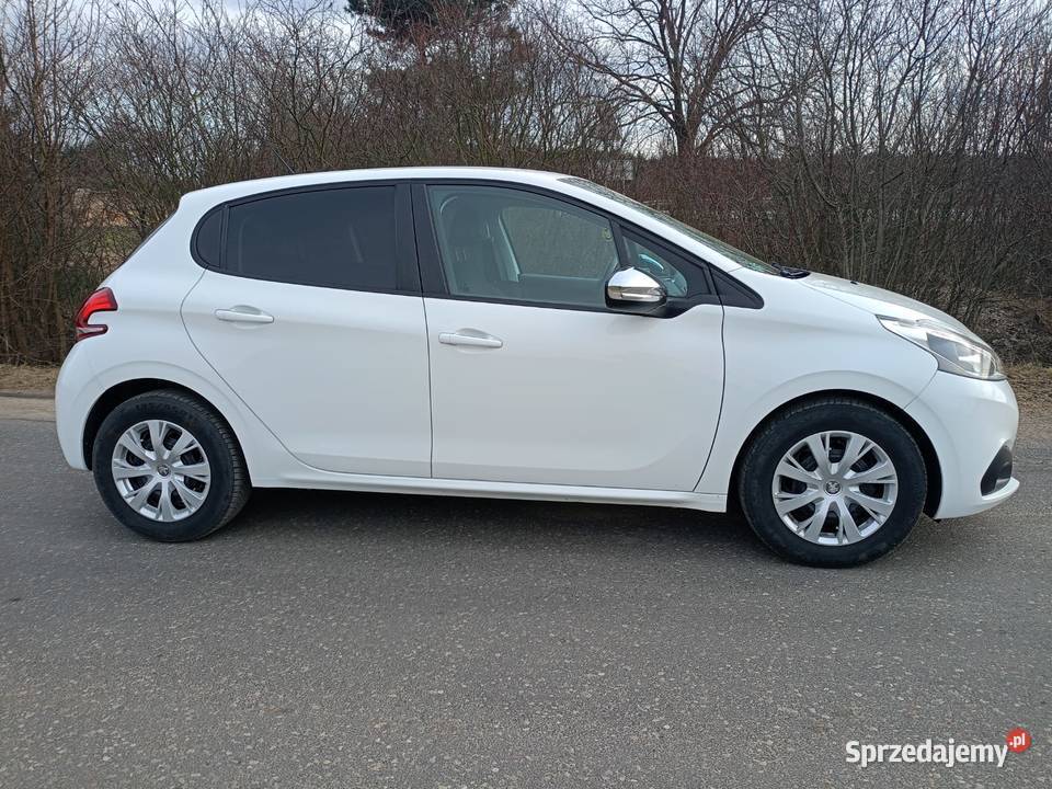 Peugeot 208 110KM