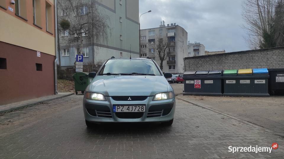 Mitsubishi SpaceStar 2004 16 benzyna Sedan / Limuzyna Chodzież sprzedam