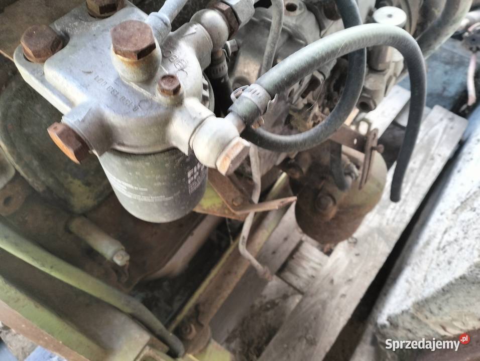 Sprzedam silnik 4cylindrowy Czechy sprzedam
