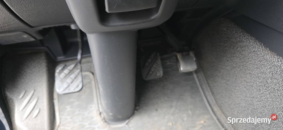 Renault Midlum Doka 9 osobowy 4x4 bezwypadkowy gniazdo USB