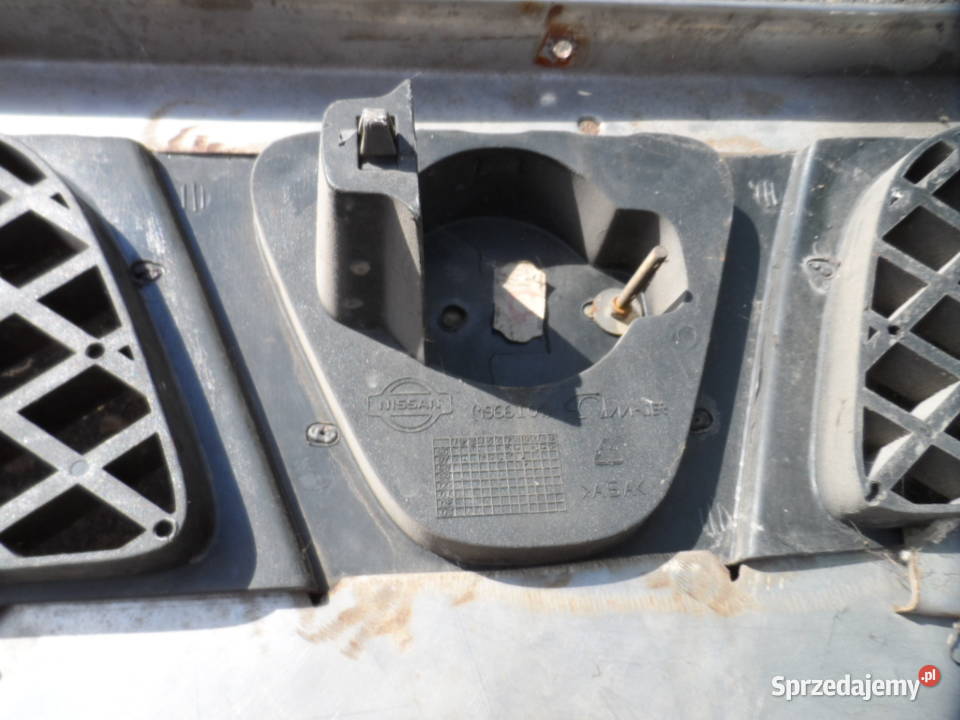 nissan patrol K160 K260 grill atrapa czesci Legnica sprzedam