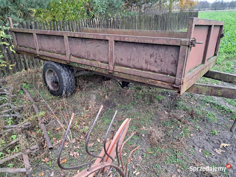 Przyczepa jednoosiowa wywrotka na tył Rolnictwo wielkopolskie Gizałki