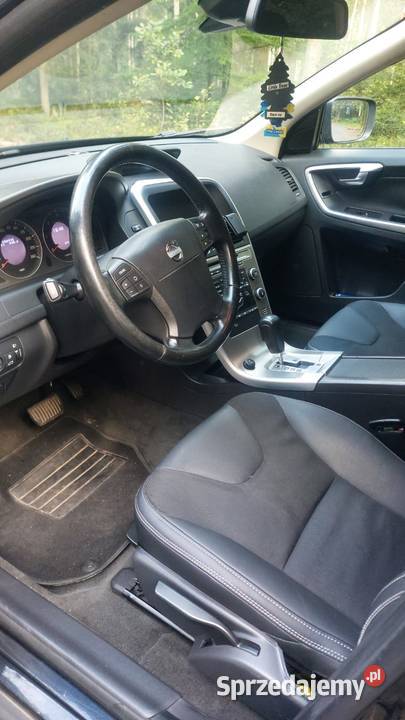Volvo xc60 24d 4x4 nieuszkodzony lubelskie Krzemień Drugi sprzedam