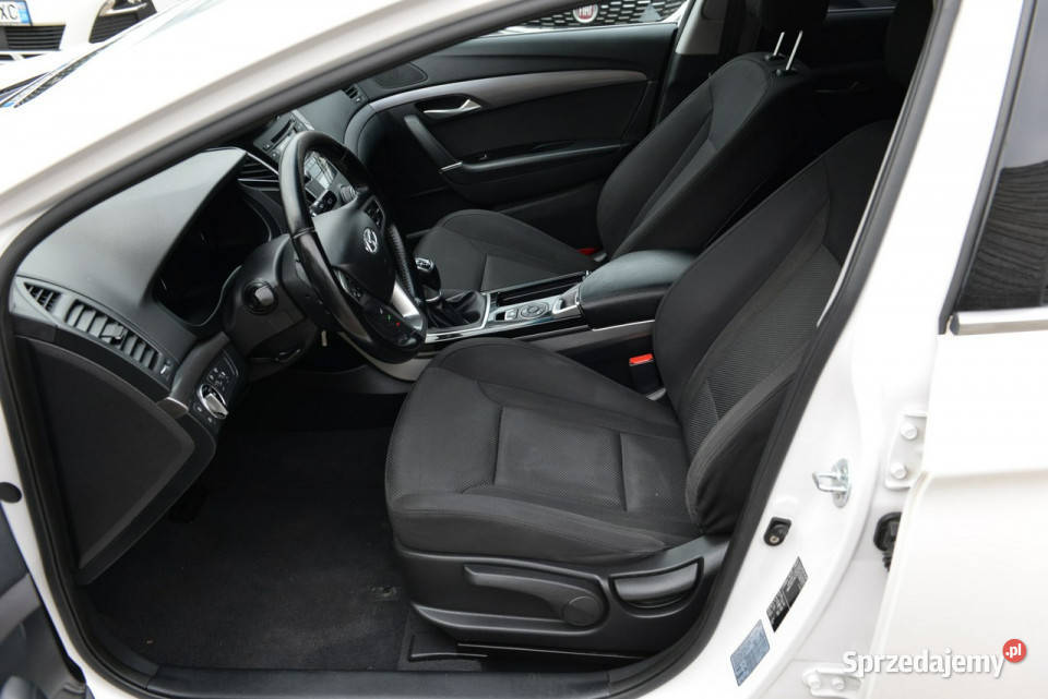 Hyundai i40 17 CRDi 136 Niski przebieg Zadbany 1685cm3 Dąbrowa Górnicza