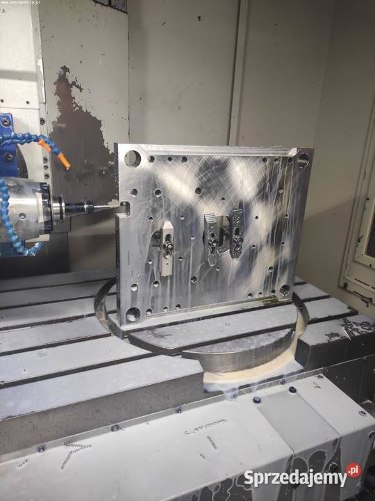 Pięcioosiowe centrum obróbcze CNC AVIA X5 sprzedam
