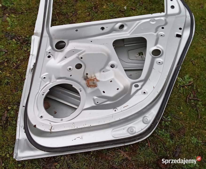 Audi A3 8V Hathback drzwi tylne prawe sprzedam