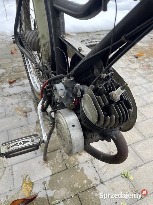 Liberia zabytkowy motorower PRL 2KM lubelskie