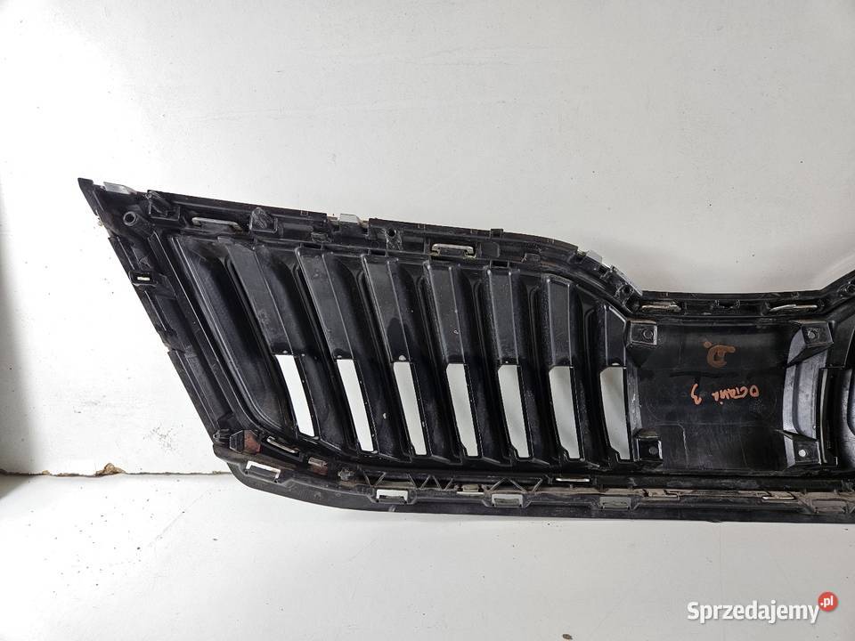 SKODA OCTAVIA 3 III 5E0 LIFT GRILL ATRAPA Międzychód