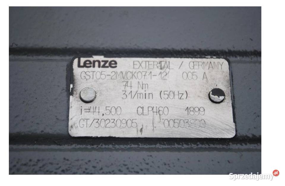 MOTOREDUKTOR 025kw 31obrmin Firmy LENZE Kargowa