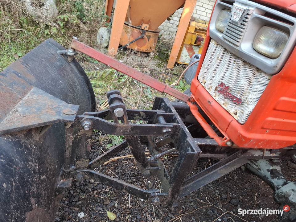 Ciągnik YANMAR YM1610 D z pługiem i piaskarką Jasło sprzedam