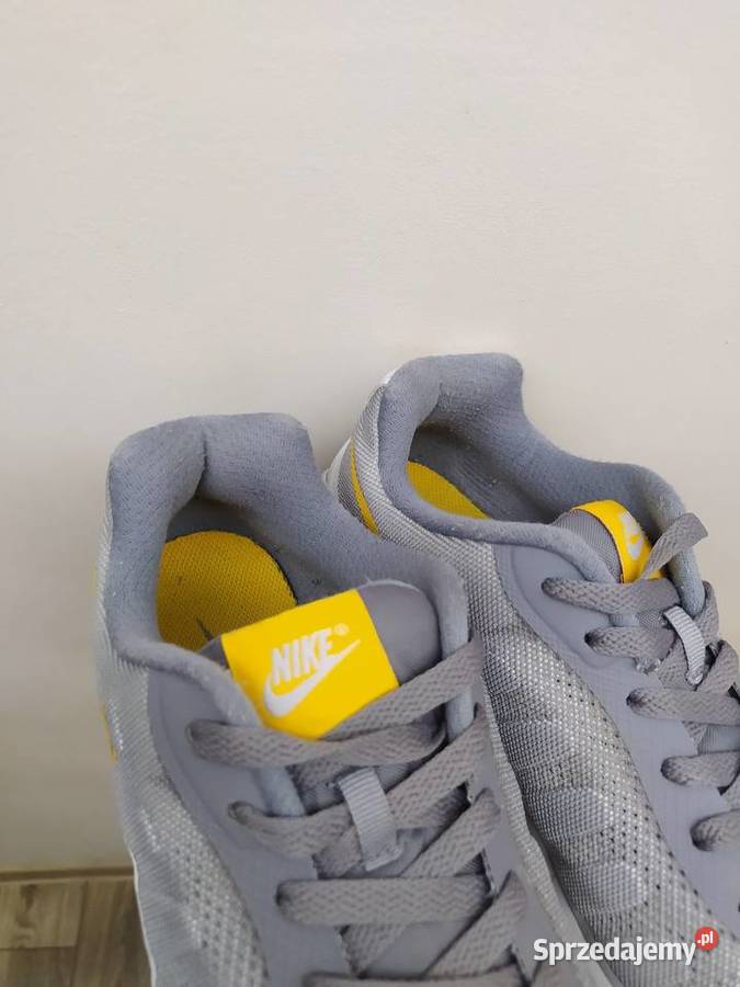 Buty 40 wkładka 255 damskie sportowe Nike Air Kraków sprzedam