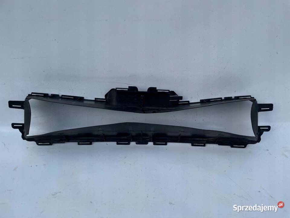KIEROWNICA POWIETRZA WLOT AUDI E TRON 4KE121285