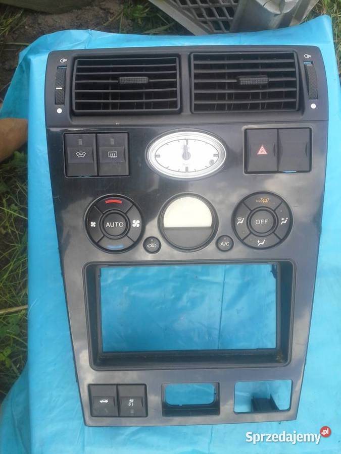 Ford Mondeo mk3 panel nawiewu ramka kratka Dębno