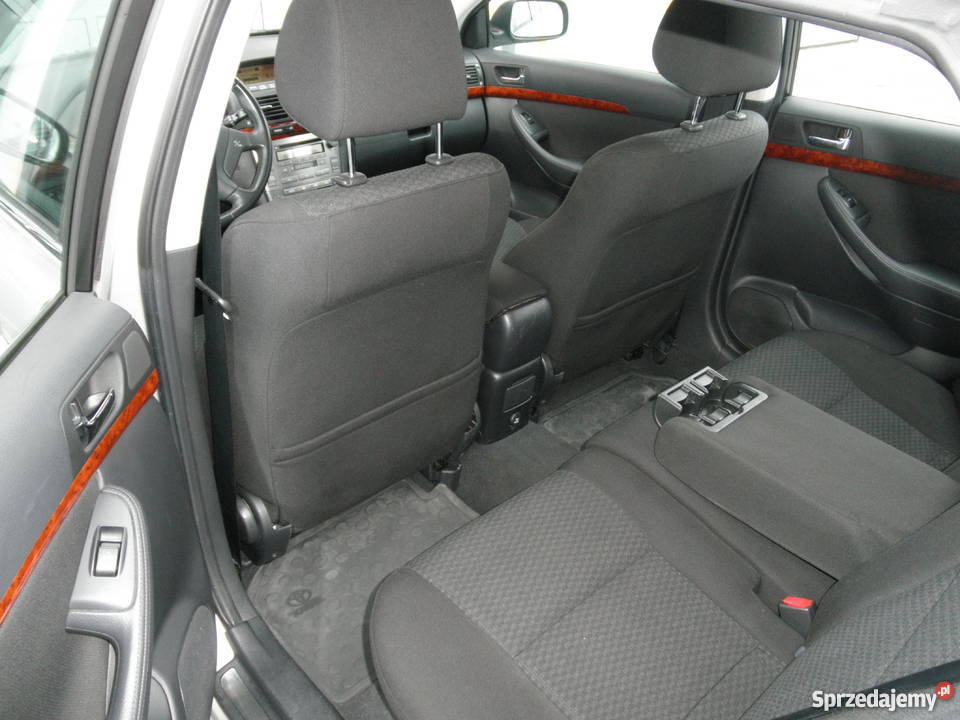 Toyota Avensis II 18 VVTi LunaNiemcypełen serwis Kombi Lębork