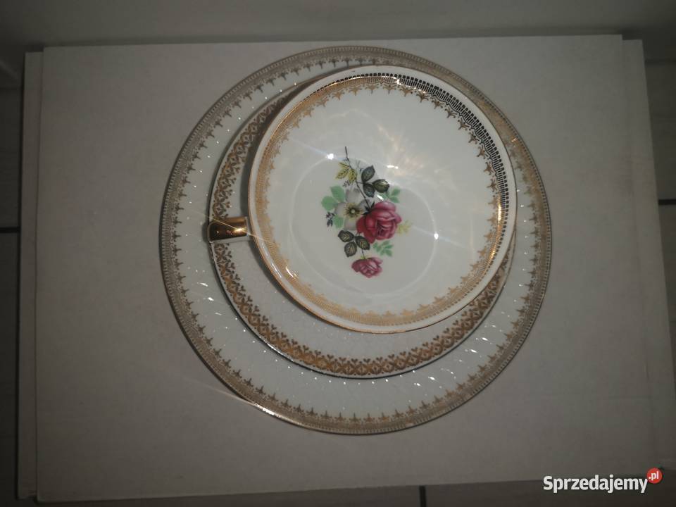 Śliczna filiżanka z sygnaturą Bareuther do mocca Porcelana i szkło łódzkie Aleksandrów Łódzki