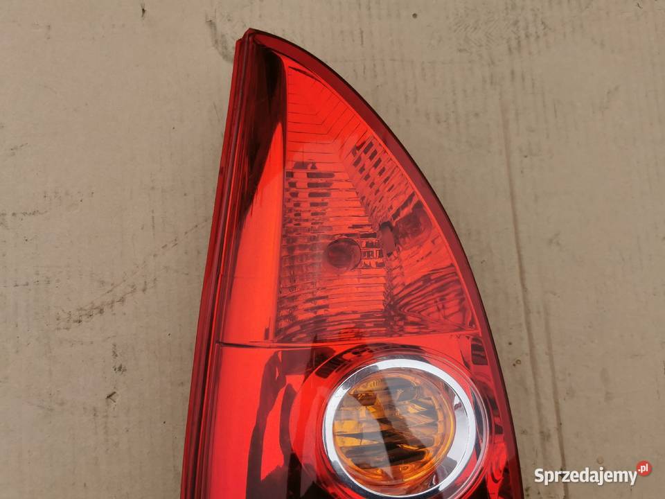 Lampa tył tylnia lewa lh mazda Premacy lift 0105 Sieraków