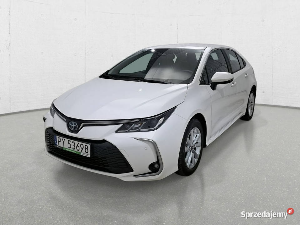 Toyota Corolla Seria E16 2012 Samochody osobowe Komorniki
