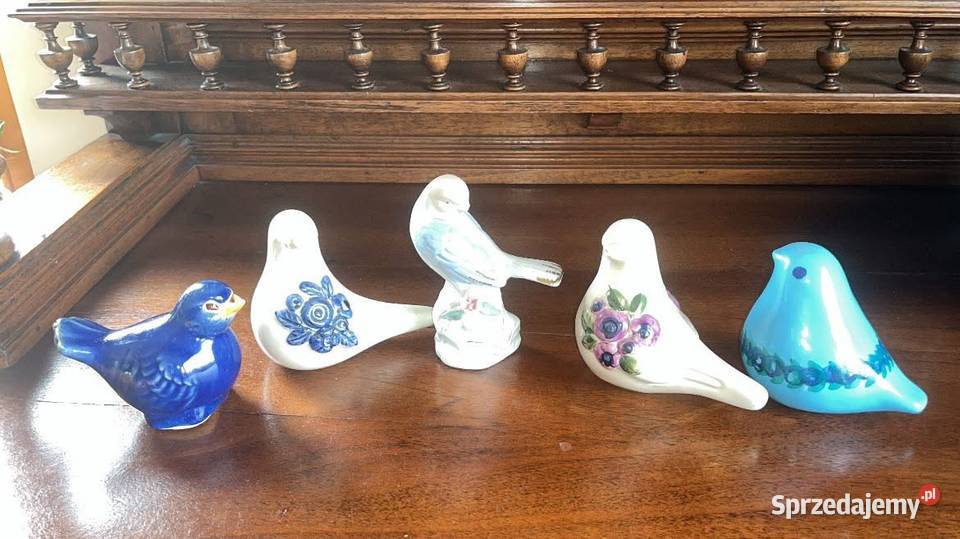 PORCELANOWA FIGURKA PTASZKA NA KAMIENIU pomorskie