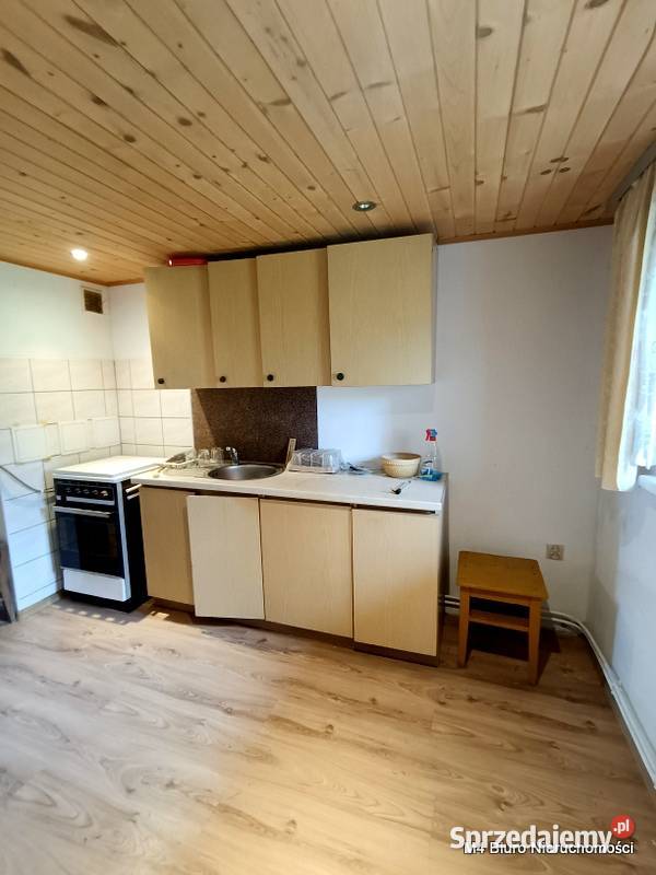 MAŁY FAJNY DOM POD KROSNEM 2000m2