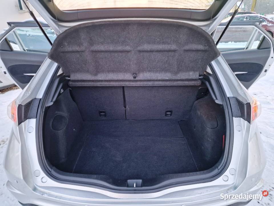 5 Drzwi 18 Benzyna Sprowadzony Zarejestrowany Białystok sprzedam