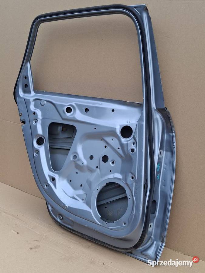 AUDI A4 B8 KOMBI DRZWI LEWY TYŁ LEWE TYLNE lubuskie Bieleń